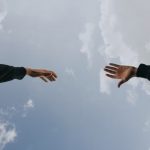 輔導學能讓你了解如何聆聽他人心聲、開解他人情緒、幫助他人找到走出困局的力量